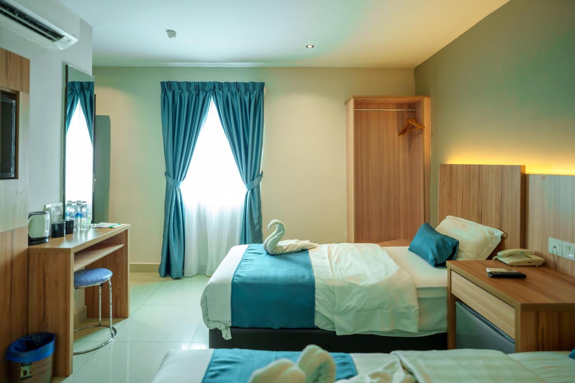 Alaxis Hotel